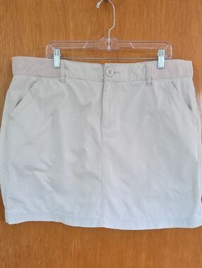 Christopher & Banks Skorts